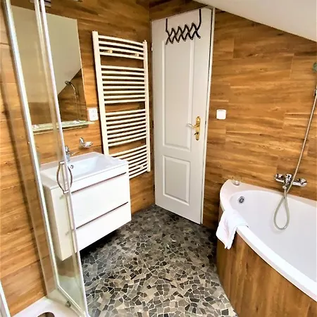 Jiřičná Hotel