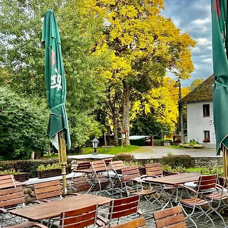 Jiřičná Hotel Sušice