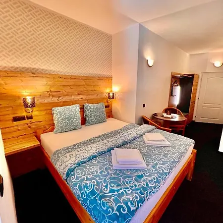 Jiřičná Hotel Sušice
