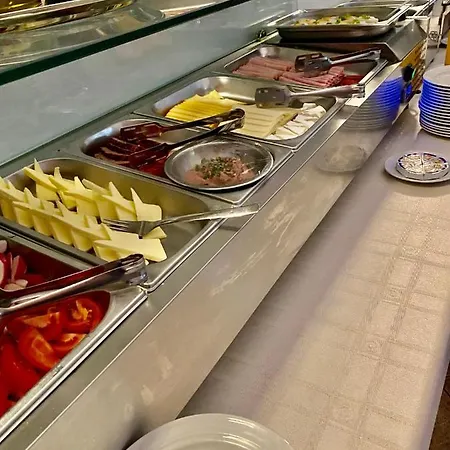 Otel Jiricna 3*