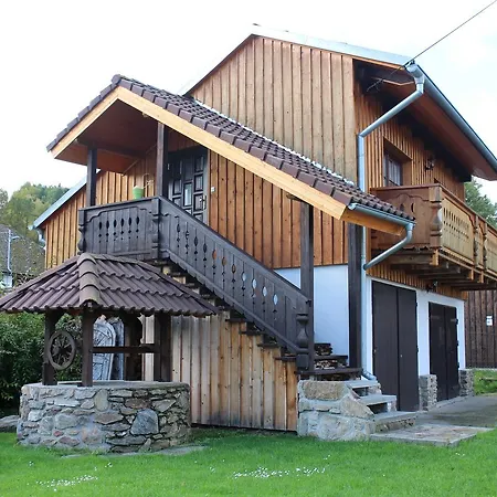 Jiřičná 3*