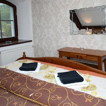Jiřičná Hotel 3*