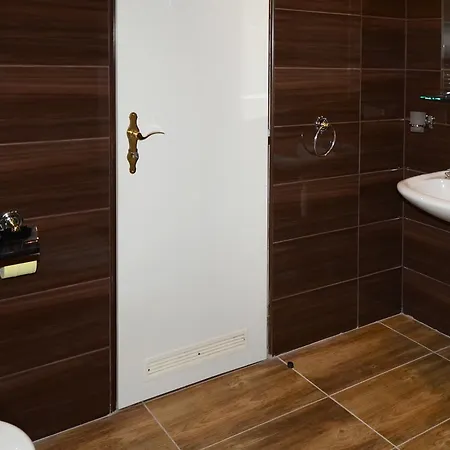 Szálloda Jiricna 3*